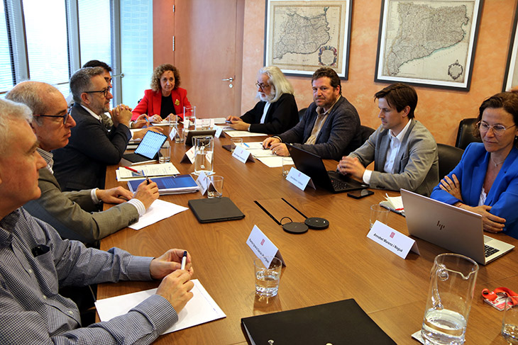 El Govern constitueix la taula dels ports de Catalunya amb l'ull posat en la descarbonització i la xarxa ferroviària
