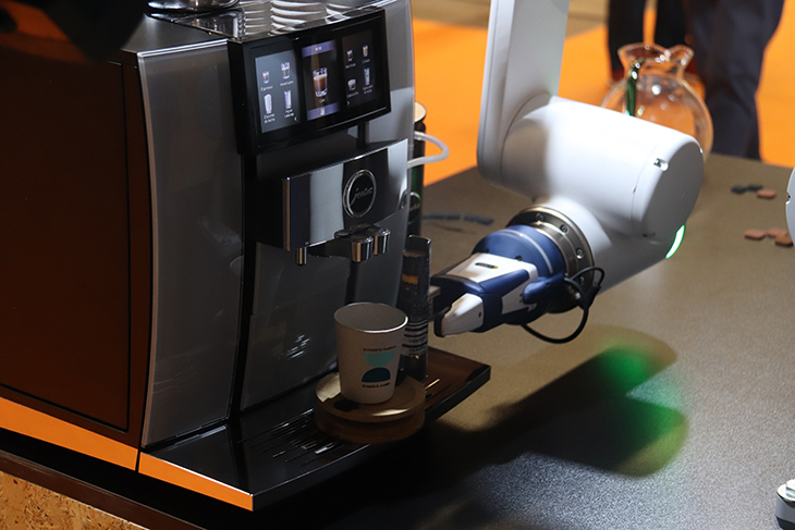 Arrenca el Fòrum Gastronòmic de Girona amb robots que preparen cafè i envasos reutilitzables