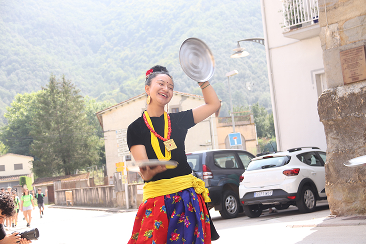 L'Ésdansa de les Preses comença amb un concert sota les estrelles a l'ermita de Sant Miquel del Corb