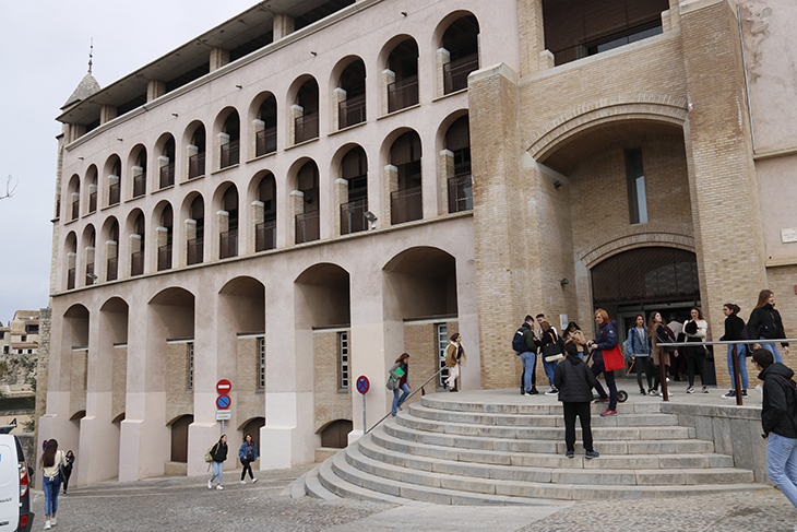 Denuncien públicament un cas d'assetjament sexual a la UdG per part d'un professor de màster a una alumna