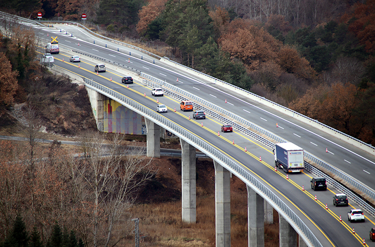 Reobren la circulació als camions de més de 30 tones a l'Eix Transversal pel viaducte de Sant Sadurní d'Osormort