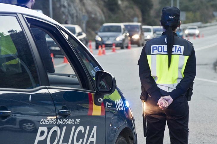 Enxampen a Ripoll un conductor que circulava a gran velocitat, sense assegurança i amb drogues