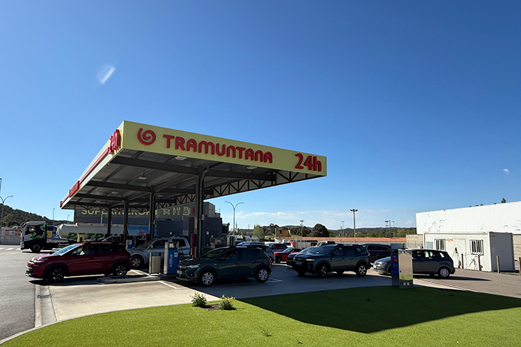 Creixen un 22% els francesos que posen benzina a la Jonquera durant el primer mes de rebaixa de l'IVA dels carburants