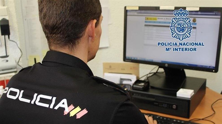 La Policia Nacional deté sis persones i fa escorcolls a Girona en una operació contra la pornografia infantil