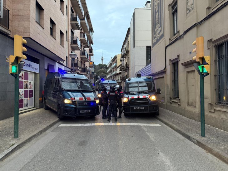 Nous aldarulls a Font de la Pólvora després que els Mossos hagin detingut un menor implicat en els danys al centre cívic