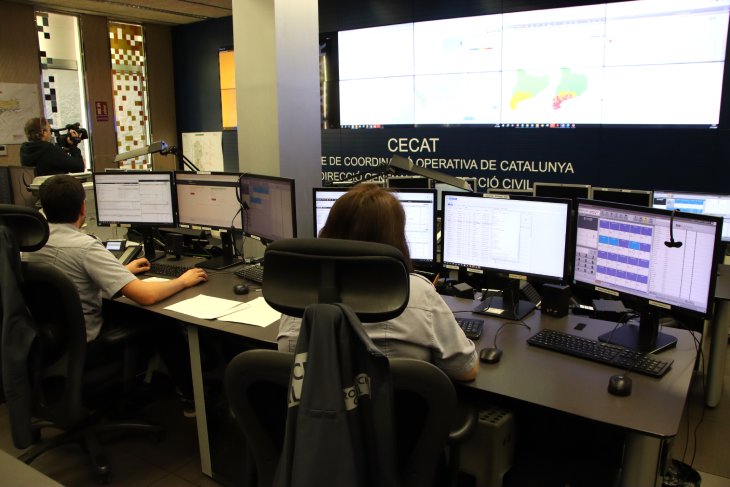 Protecció Civil envia una alerta als mòbils per pluges torrencials al Garraf, l'Alt Penedès i el Baix Penedès