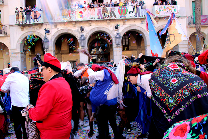 Les Comparses tornen a Vilanova i la Geltrú a tot color, amb públic i amb rècord històric de parelles