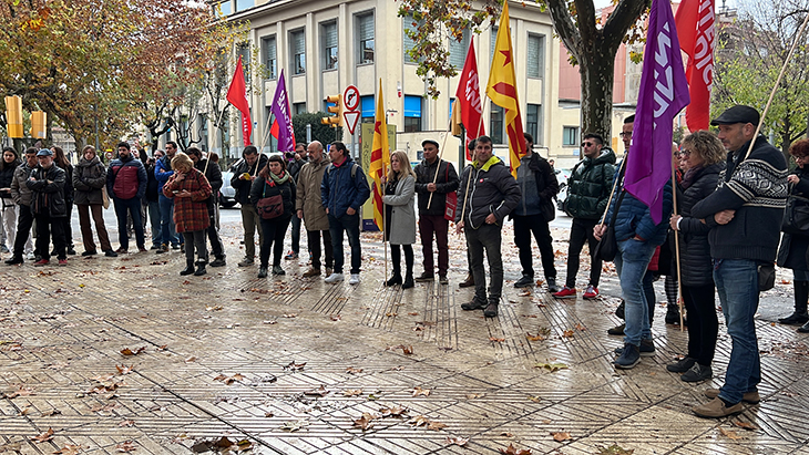 Demanen fins a 3 anys de presó per a dos joves d'Igualada acusats de fer pintades al Consell Comarcal de l'Anoia