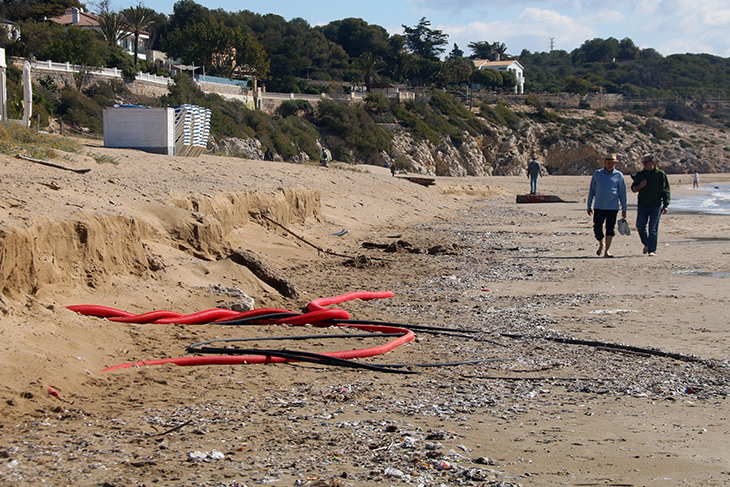 Vilanova i Sitges tindran una aportació de sorra extraordinària per recuperar les platges engolides pel temporal