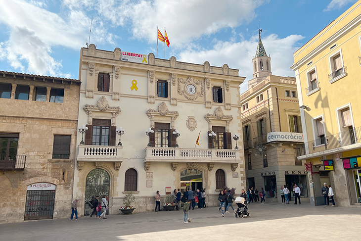 Vilafranca multa amb 21.000 euros un veí per dividir una casa unifamiliar en sis pisos sense llicència d’obres