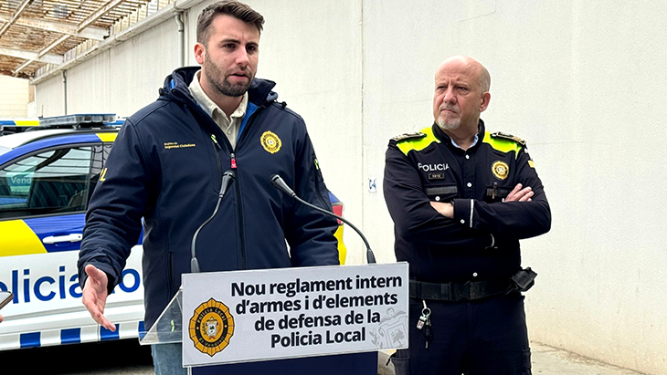 La Policial Local del Vendrell tindrà esprais de gas pebre i es formarà per usar elements de defensa personal