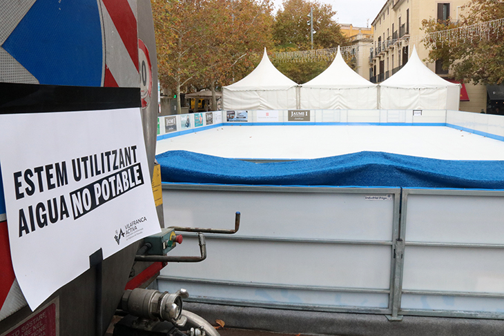 Vilafranca del Penedès instal·la una pista de gel basada en aigua no potable