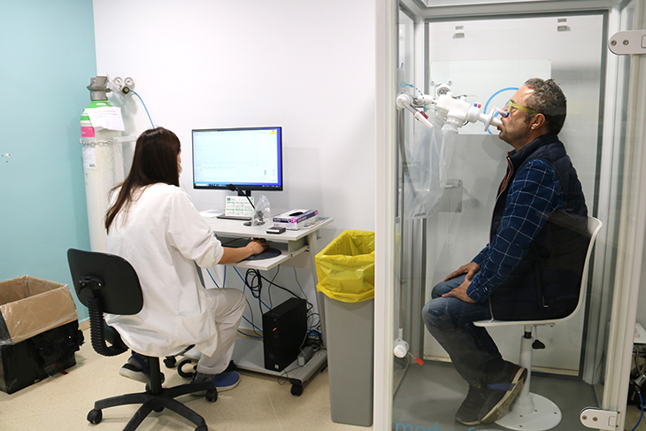 Una consulta de detecció precoç de càncer de pulmó a Lleida permet curar dos casos de la malaltia en un estadi inicial