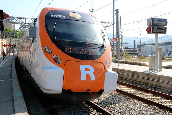 Renfe emet més d'1,8 milions d'abonaments gratuïts de Rodalies i Mitja Distància des de l'1 de gener