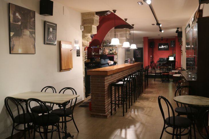 El pub més antic de Lleida, la sala Antares, es prepara per a l’última nit d’obertura després de 47 anys d’activitat
