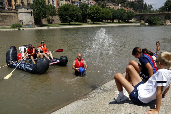 Balaguer celebra amb èxit la 40a edició de la Transsegre després d’ajornar la baixada dissabte per les pluges