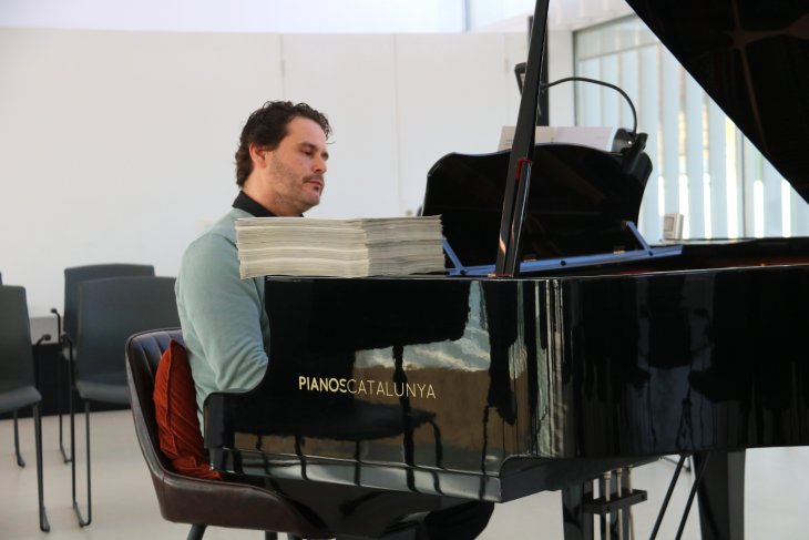 El pianista Joan Bagés interpreta 'Vexations' en un concert singular que s'allargarà més de 14 hores al Morera de Lleida