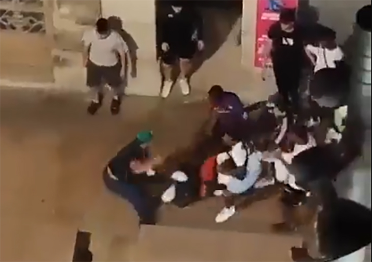 Batalla campal entre dos grups de joves en el centre de Tàrrega