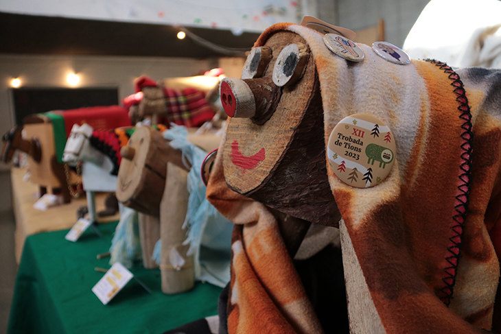 Reuneixen més d'un centenar de tions d'arreu de Catalunya per recaptar fons per la Marató de 3Cat