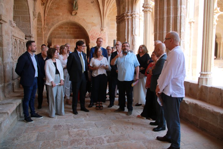 El claustre gòtic del Reial Monestir de Santes Creus ja llueix després de dos anys d'obres de restauració