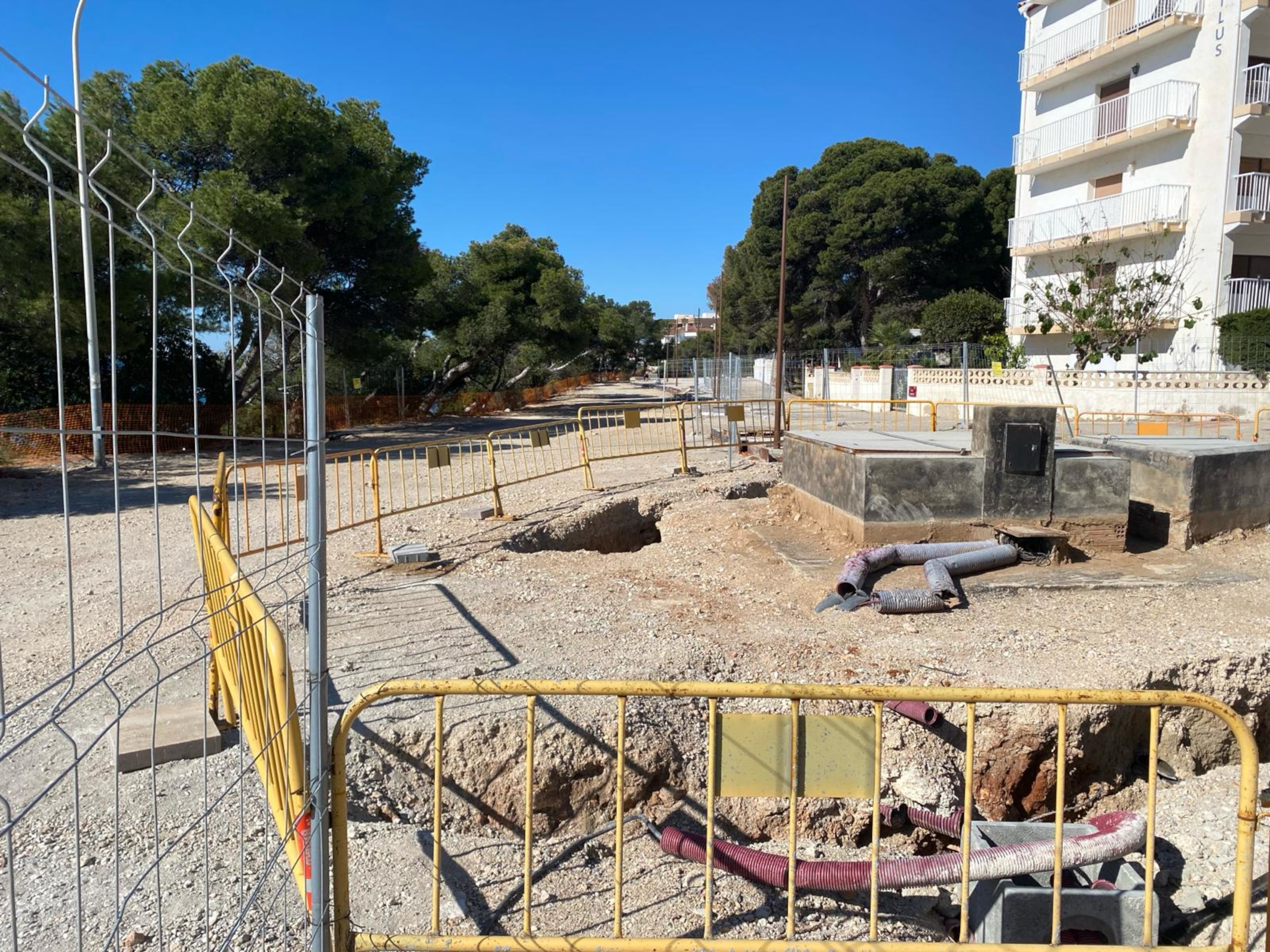 L'Estat es compromet a enllestir les obres del passeig de les Cales de Mont-roig del Camp abans de l'estiu
