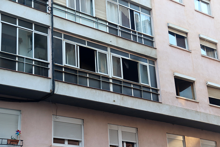 Mor l'home ferit en l'incendi d'un habitatge a Reus aquest dijous a la matinada