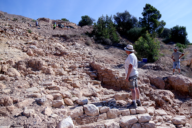 Descobreixen un temple "singular" fora les muralles del jaciment ibèric de l'Assunt de Tivenys