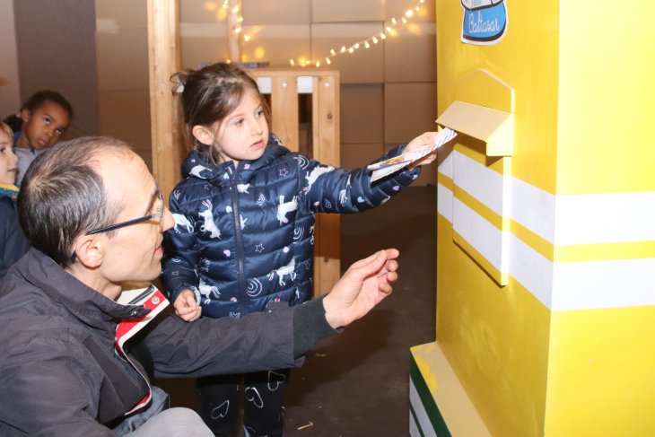 Els infants tarragonins comencen a entregar les cartes als Reis d'Orient amb l'obertura del Magatzem Reial