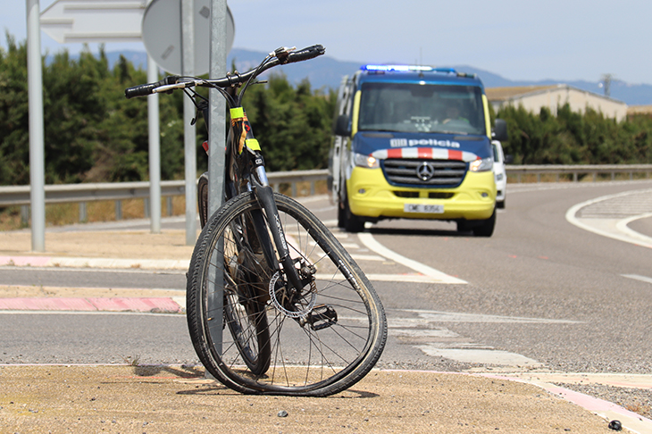 Mor un ciclista atropellat per un camió a la T-310, a Mont-roig del Camp
