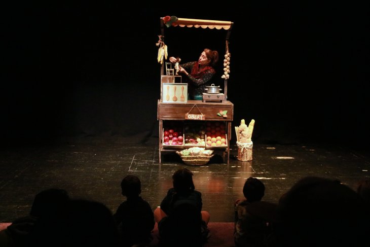 El Guant de Valls celebra vint anys ampliant la mirada en el públic jove i adult