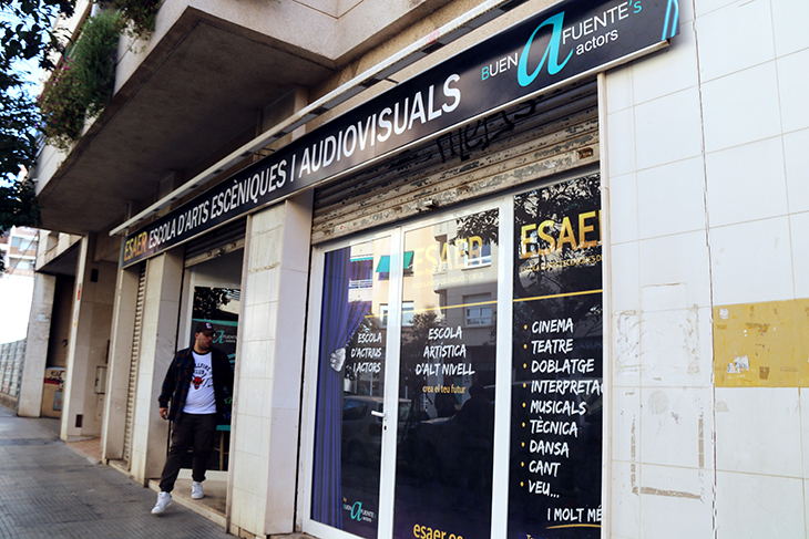 Detingut un professor de l'escola Buenafuente's Actors de Reus per abús i assetjament sexual