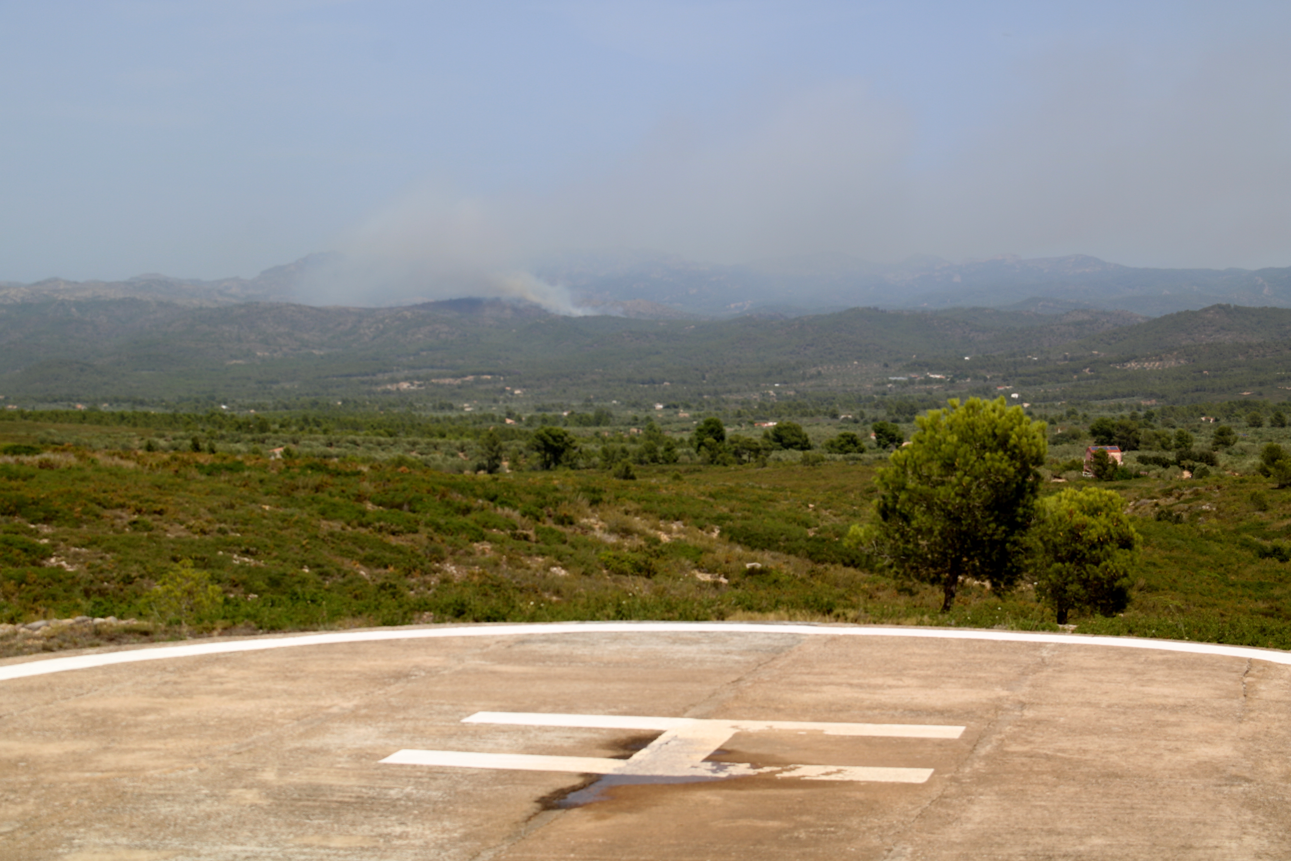 Extingits els dos incendis forestals de Tivissa