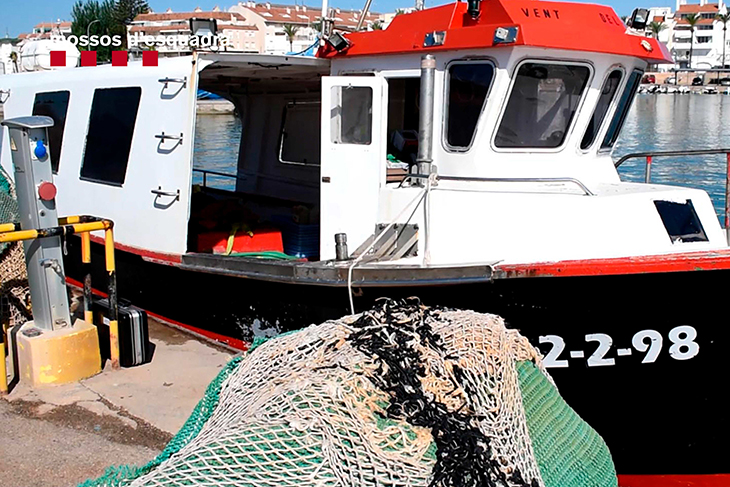 Detinguts tres homes per introduir 1.380 quilos d'haixix en falses embarcacions pesqueres a Les Cases d'Alcanar