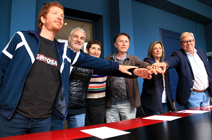 Els grups municipals de Tortosa, excepte Junts, es comprometen a lluitar per retirar el monument franquista de l'Ebre