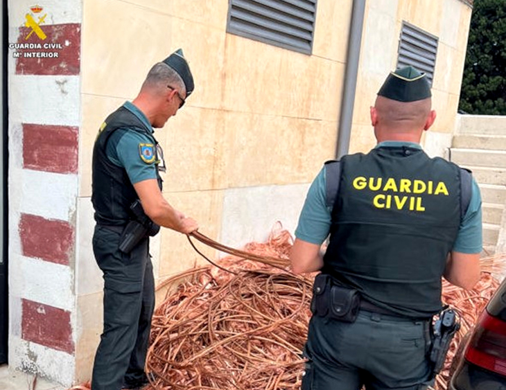 La Guàrdia Civil deté tres persones a l'Ametlla de Mar i recupera 1.500 quilos de coure robat