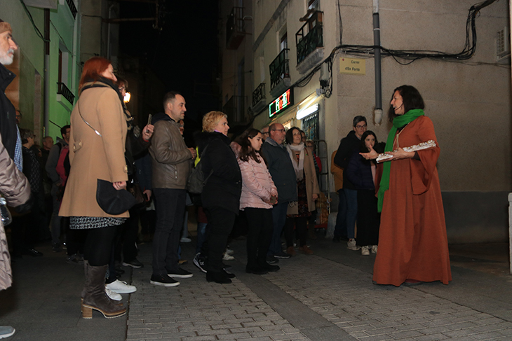 El call jueu de Tortosa s'impregna de la llum de Hanukkah per rememorar el llegat hebreu a la ciutat