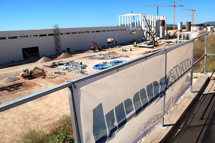 Kronospan escull els primers treballadors