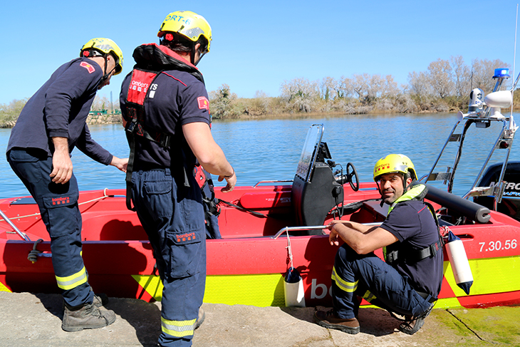 Els Bombers a les Terres de l'Ebre incorporen quatre noves embarcacions, un dron i un sonda per al rescat aquàtic